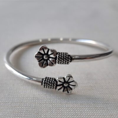 Oxidized Flower shape silver kada