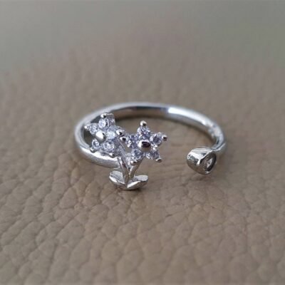 Cz floral silver ring