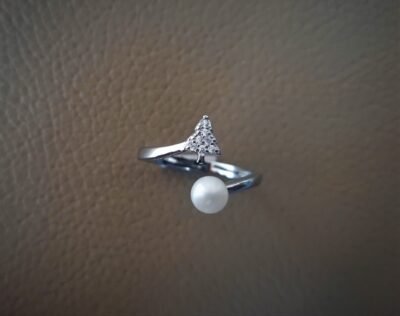 Cz tree pearl silver ring