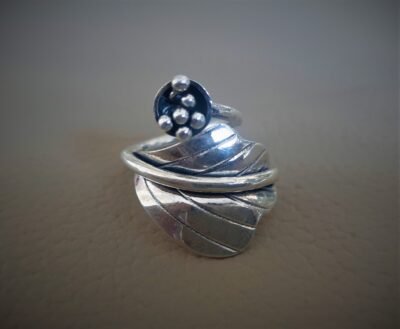 Oxidised leaf silver ring