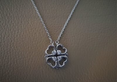 Magnet heart cum floral silver pendant