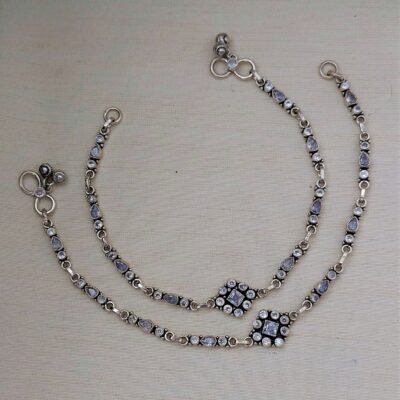 White square cut stone silver payal