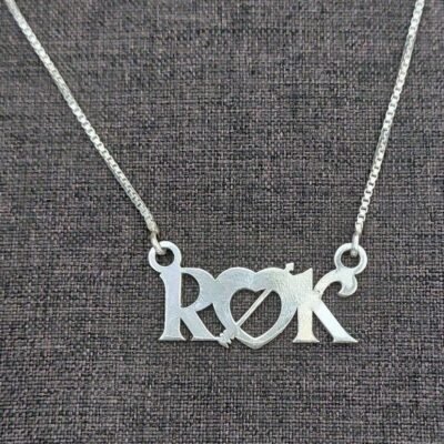 personalised couple name necklace