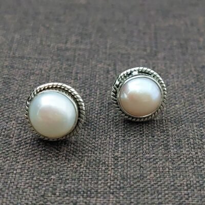 Pearl silver earings