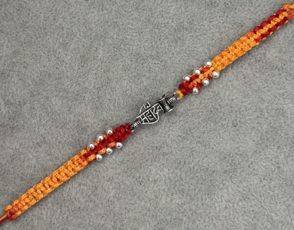 Premium silver rakhi for brother – Pure silver with detailed craftsmanship