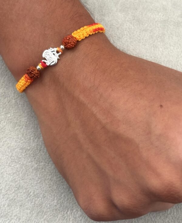 Premium silver rakhi for brother – Pure silver with detailed craftsmanship