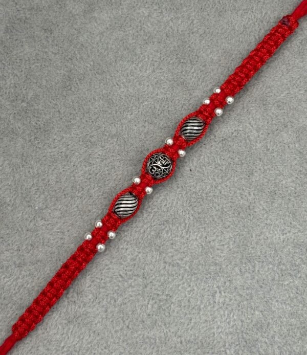 Premium silver rakhi for brother – Pure silver with detailed craftsmanship