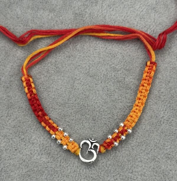 Premium silver rakhi for brother – Pure silver with detailed craftsmanship