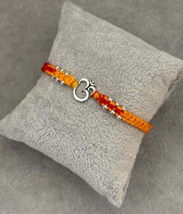 Premium silver rakhi for brother – Pure silver with detailed craftsmanship