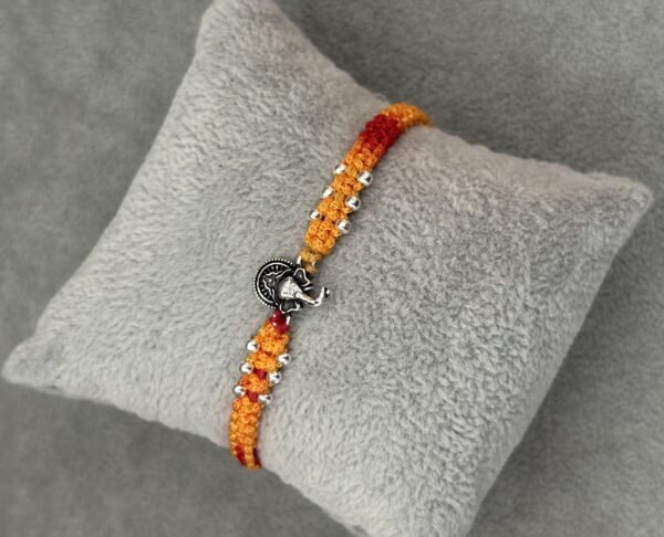 Premium silver rakhi for brother – Pure silver with detailed craftsmanship