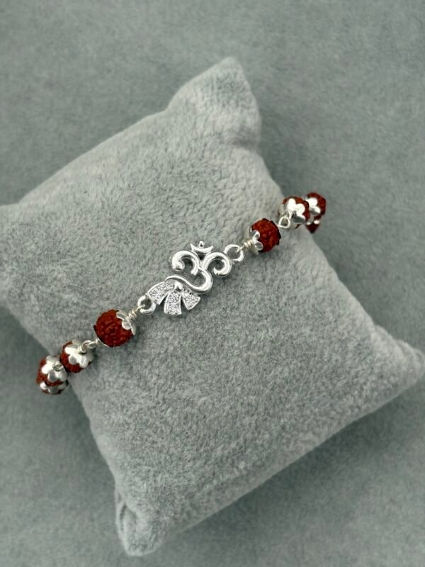 om silver Rudraksha Bracelet - Image 2