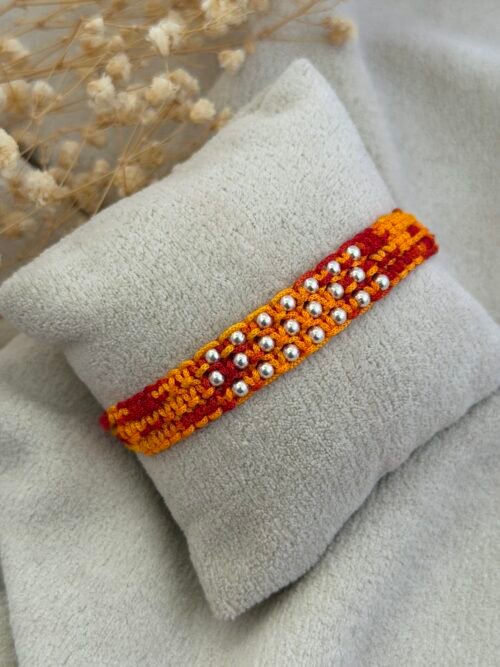 22 ball wide strip red silver rakhi