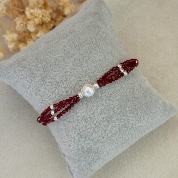 Pearl beads bracelet