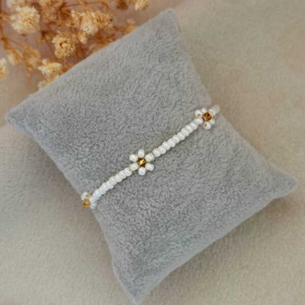 Daisy Flower Bracelet